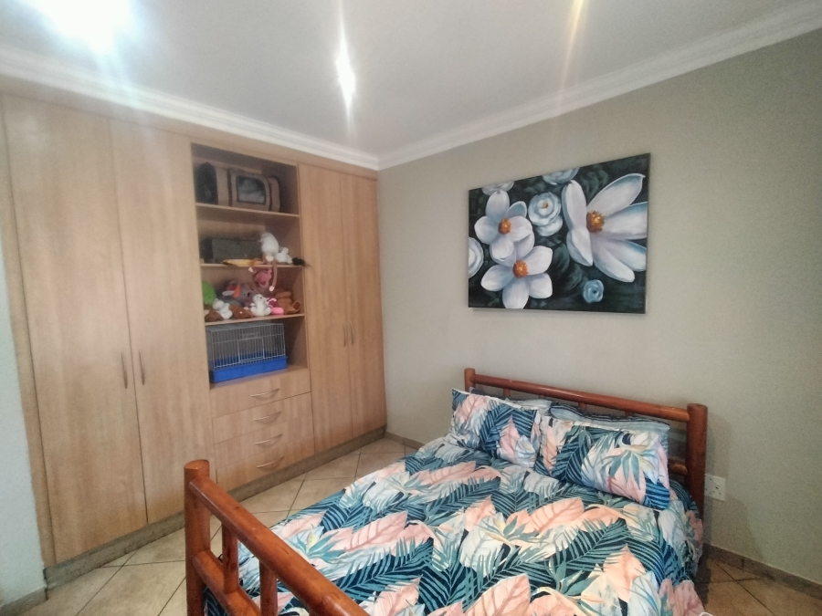4 Bedroom Property for Sale in Hartebeeshoek Gauteng