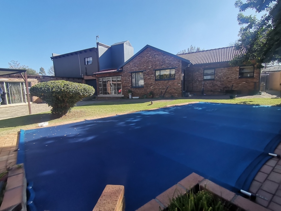 4 Bedroom Property for Sale in Mayfield Park Gauteng