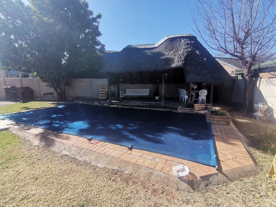 4 Bedroom Property for Sale in Mayfield Park Gauteng