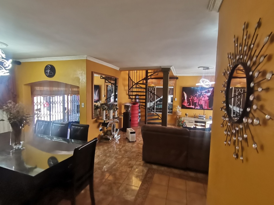 4 Bedroom Property for Sale in Mayfield Park Gauteng