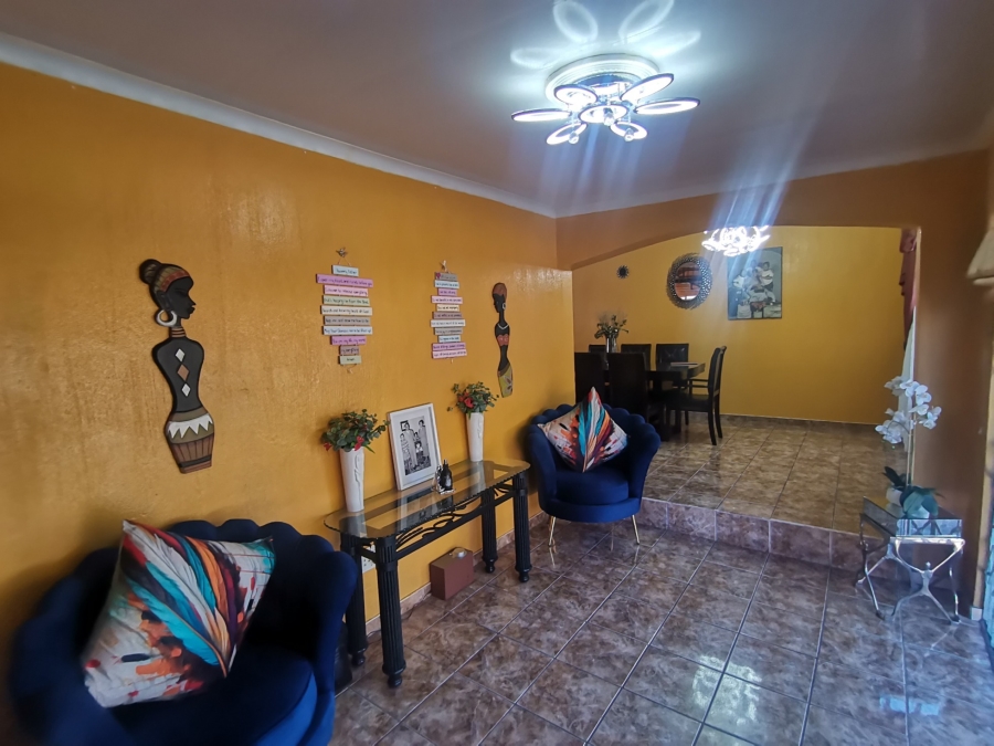 4 Bedroom Property for Sale in Mayfield Park Gauteng
