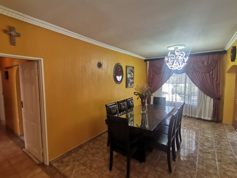 4 Bedroom Property for Sale in Mayfield Park Gauteng