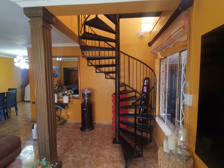 4 Bedroom Property for Sale in Mayfield Park Gauteng