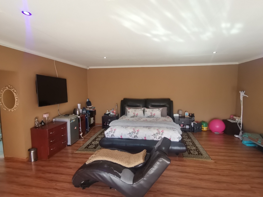 4 Bedroom Property for Sale in Mayfield Park Gauteng