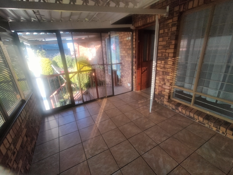 2 Bedroom Property for Sale in Amandasig Gauteng