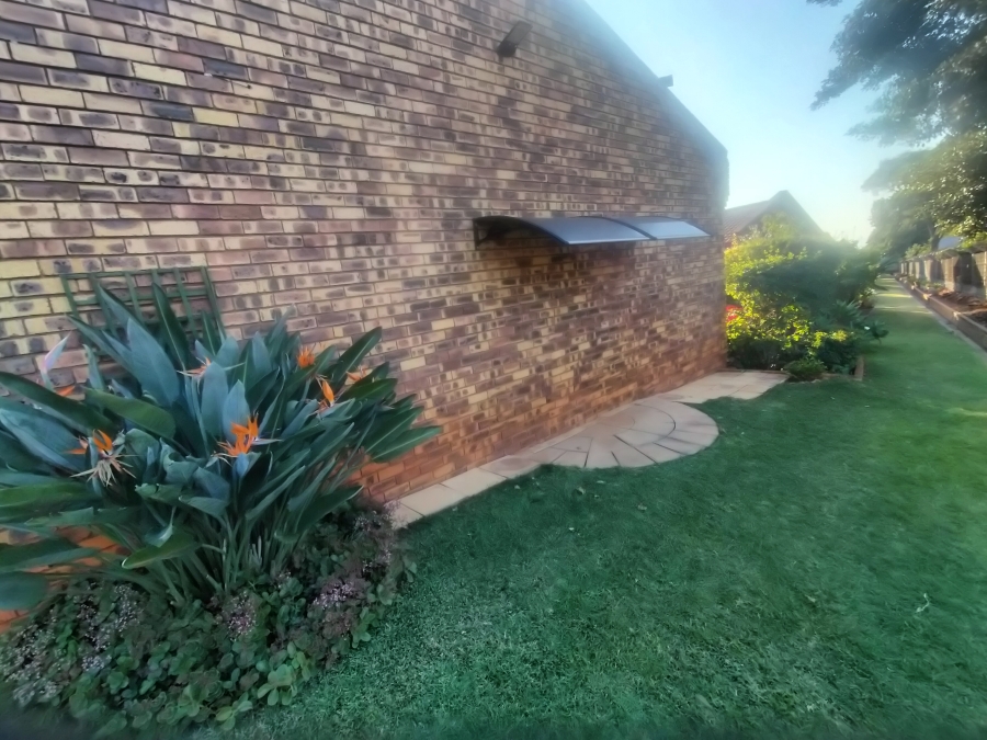 2 Bedroom Property for Sale in Amandasig Gauteng