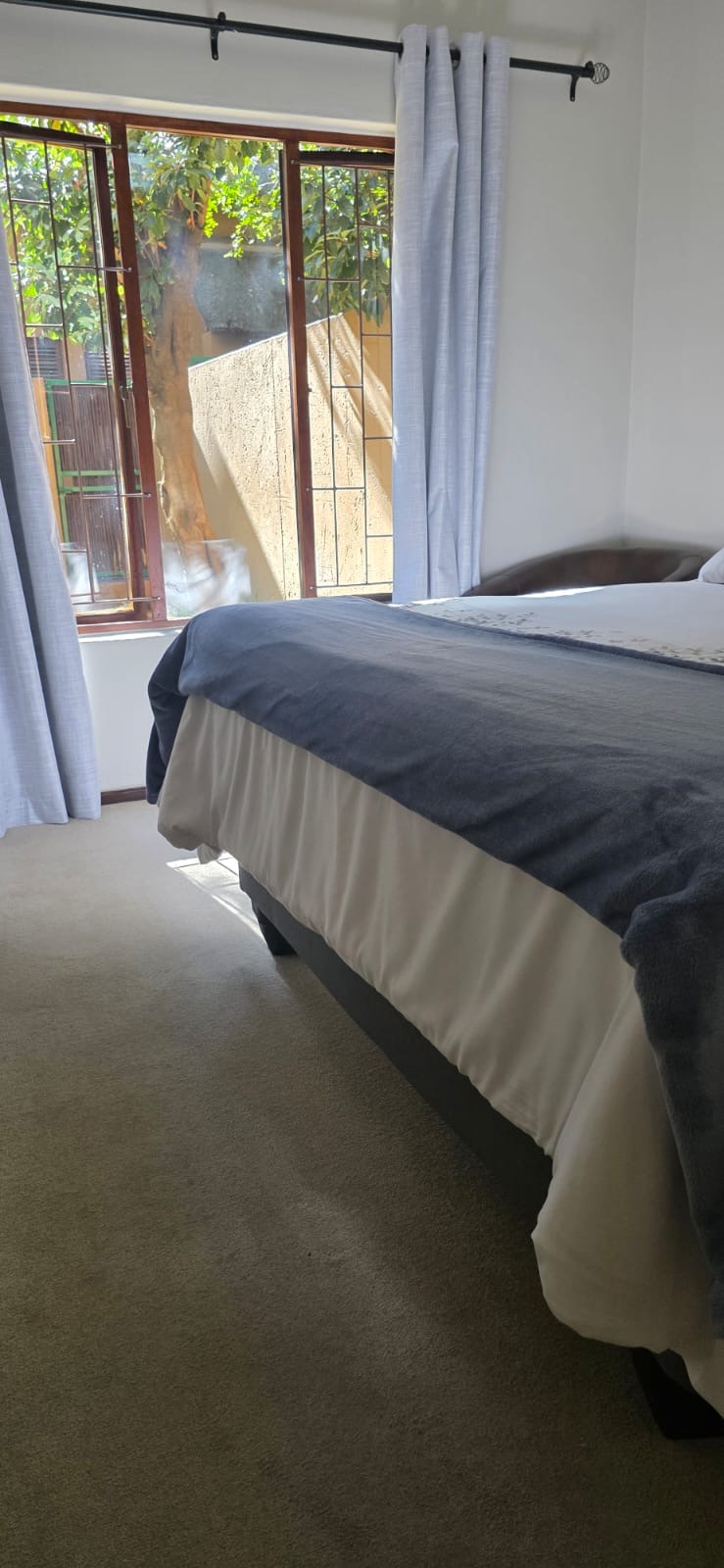 To Let 2 Bedroom Property for Rent in Douglasdale Gauteng