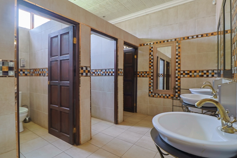 10 Bedroom Property for Sale in Kliprivier Gauteng