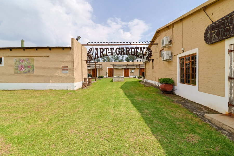 10 Bedroom Property for Sale in Kliprivier Gauteng