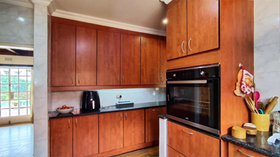 6 Bedroom Property for Sale in Blignautsrus A H Gauteng