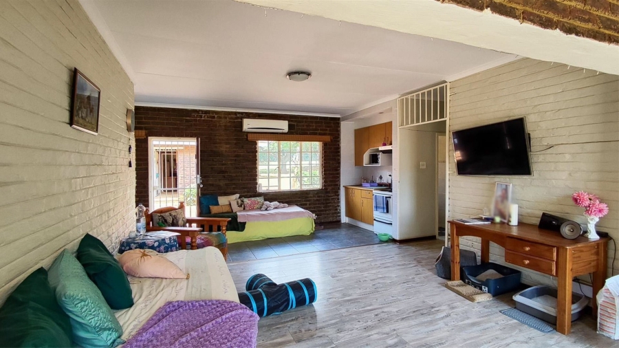 6 Bedroom Property for Sale in Blignautsrus A H Gauteng