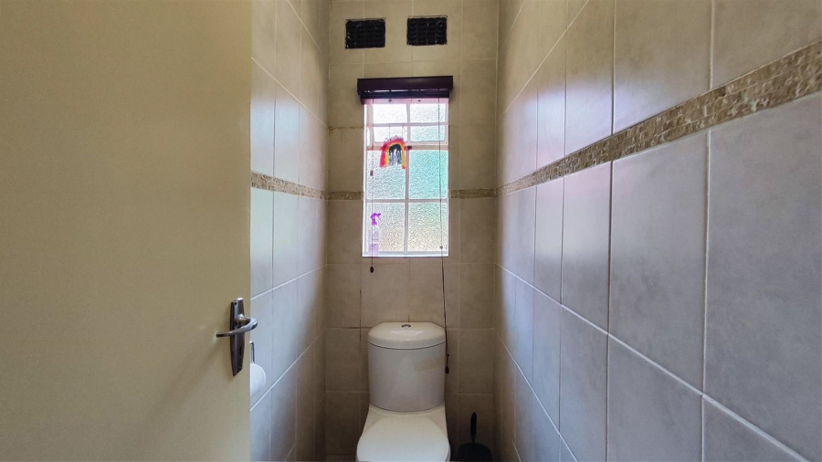 6 Bedroom Property for Sale in Blignautsrus A H Gauteng