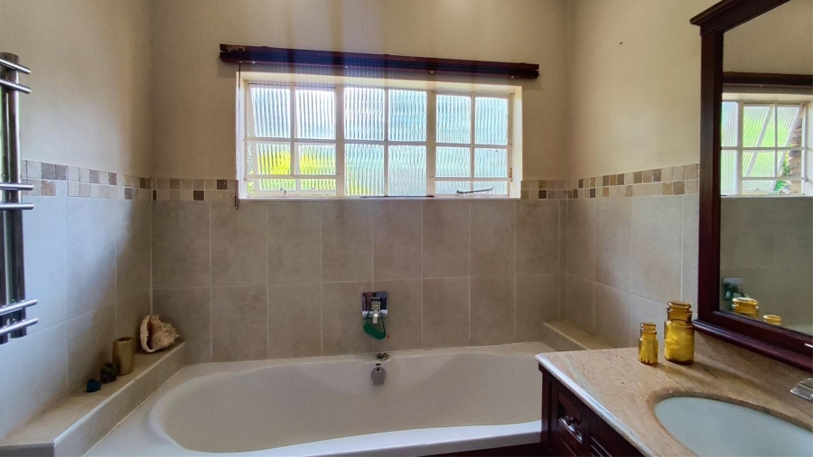 6 Bedroom Property for Sale in Blignautsrus A H Gauteng