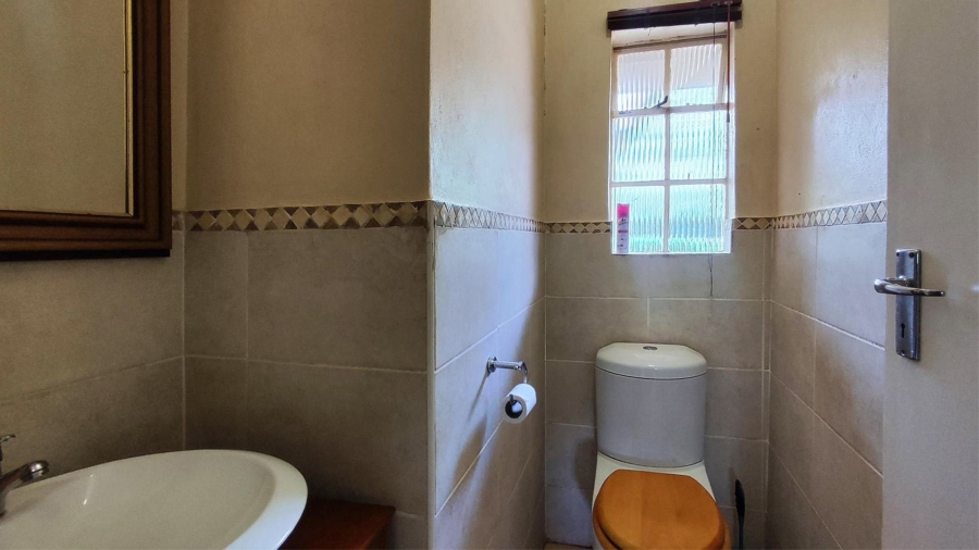 6 Bedroom Property for Sale in Blignautsrus A H Gauteng
