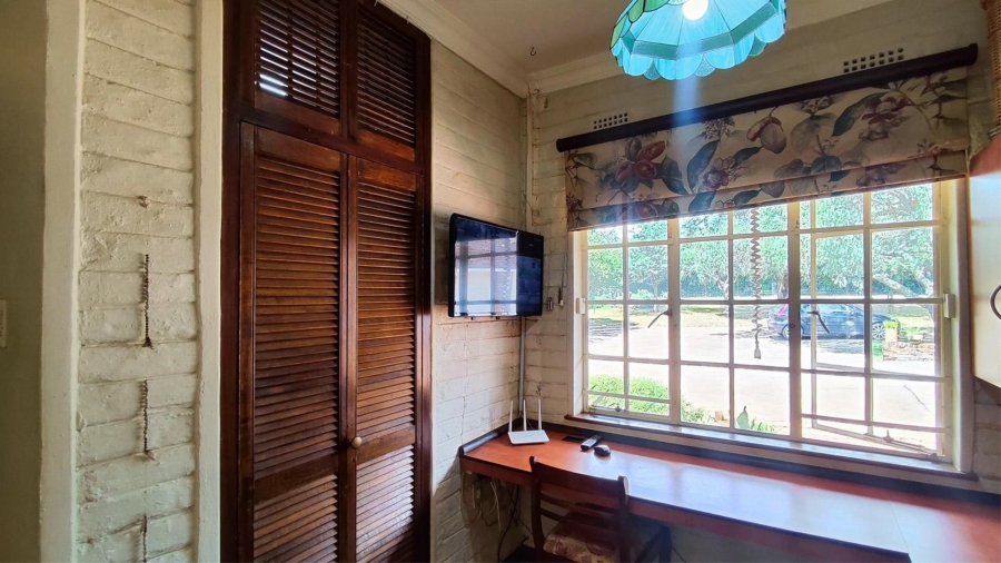 6 Bedroom Property for Sale in Blignautsrus A H Gauteng