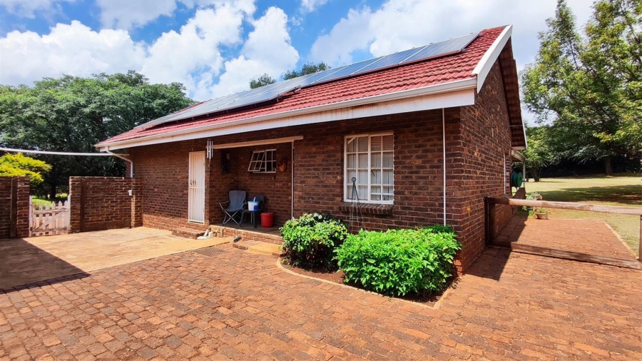 6 Bedroom Property for Sale in Blignautsrus A H Gauteng