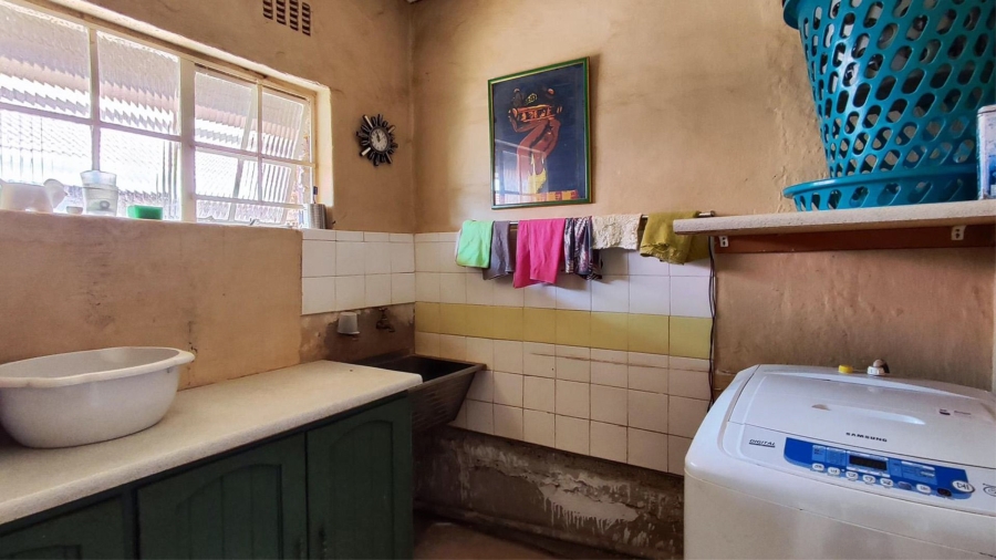 6 Bedroom Property for Sale in Blignautsrus A H Gauteng