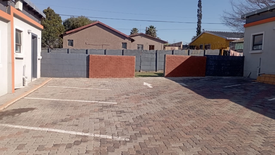 To Let 1 Bedroom Property for Rent in Tedstoneville Gauteng