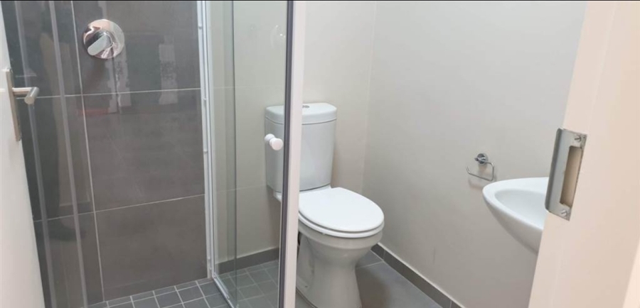 To Let 2 Bedroom Property for Rent in Waterfall Ridge Gauteng