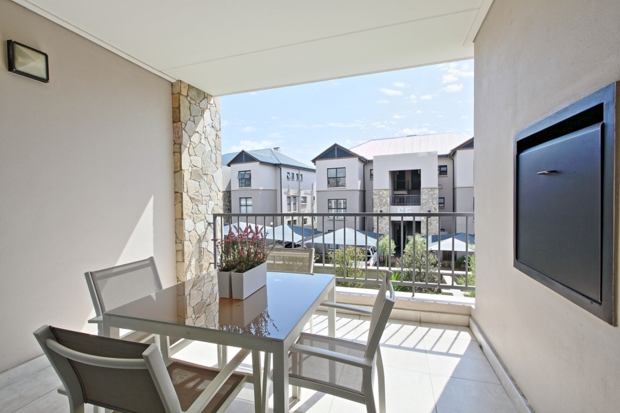 To Let 3 Bedroom Property for Rent in The Polofields Gauteng