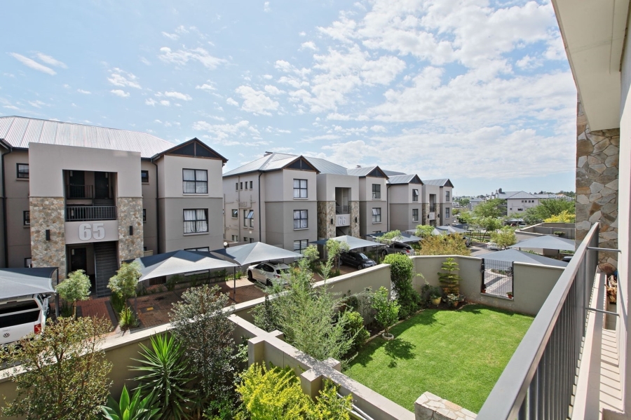 To Let 3 Bedroom Property for Rent in The Polofields Gauteng