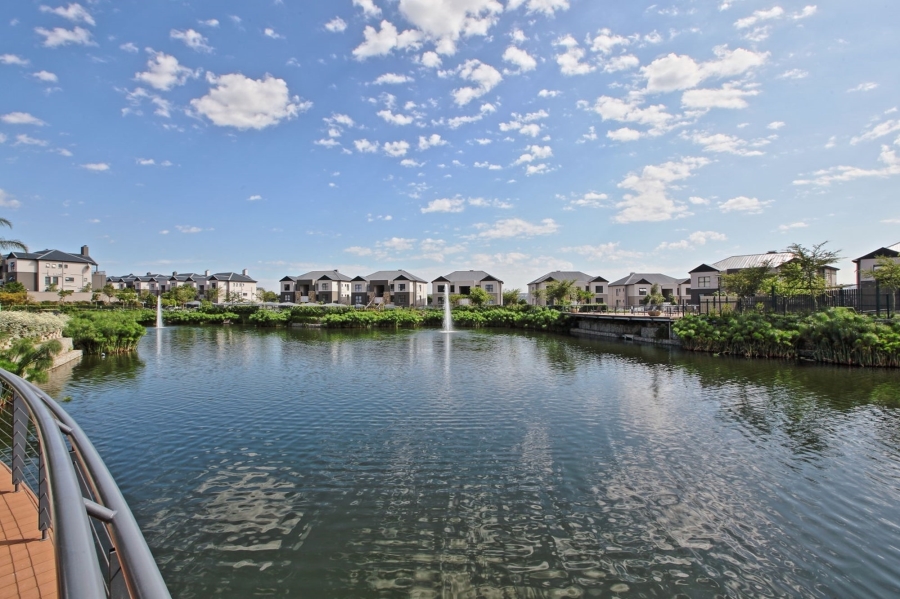 To Let 3 Bedroom Property for Rent in The Polofields Gauteng