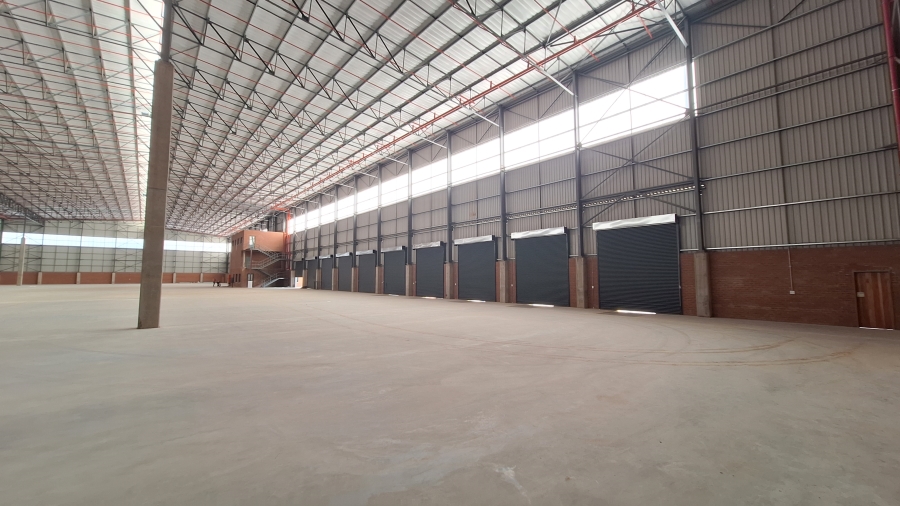 To Let commercial Property for Rent in North Riding Gauteng