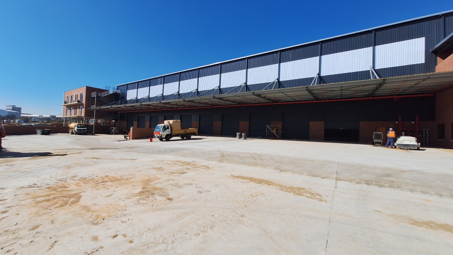 To Let commercial Property for Rent in North Riding Gauteng