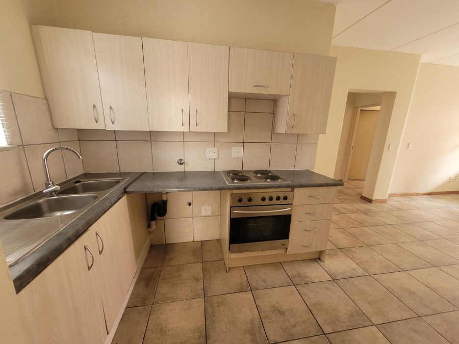 2 Bedroom Property for Sale in Sundowner Gauteng