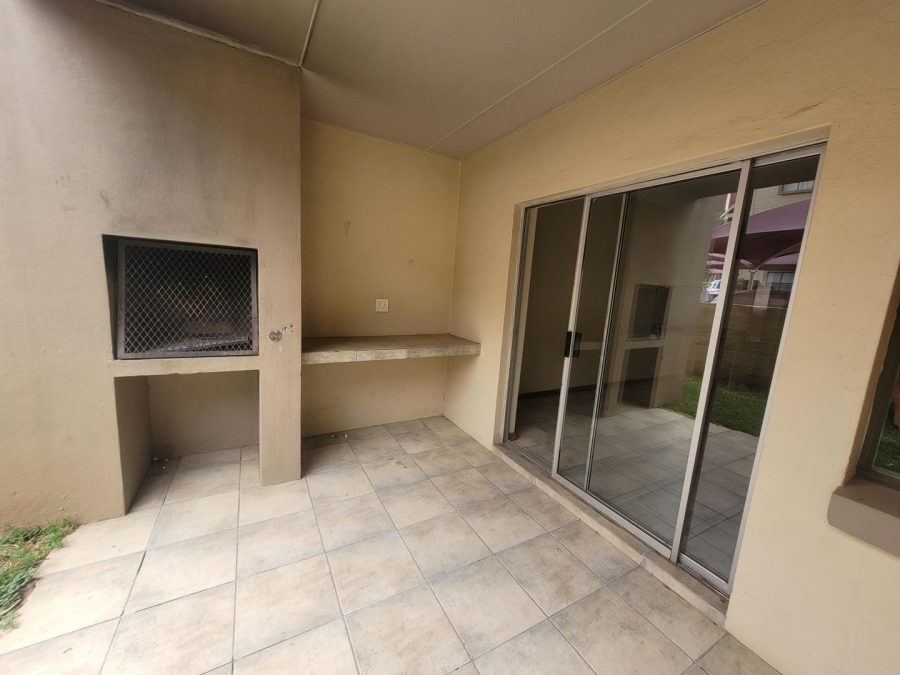 2 Bedroom Property for Sale in Sundowner Gauteng