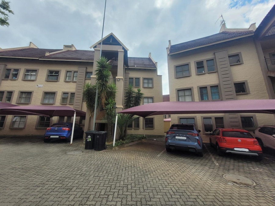 2 Bedroom Property for Sale in Sundowner Gauteng