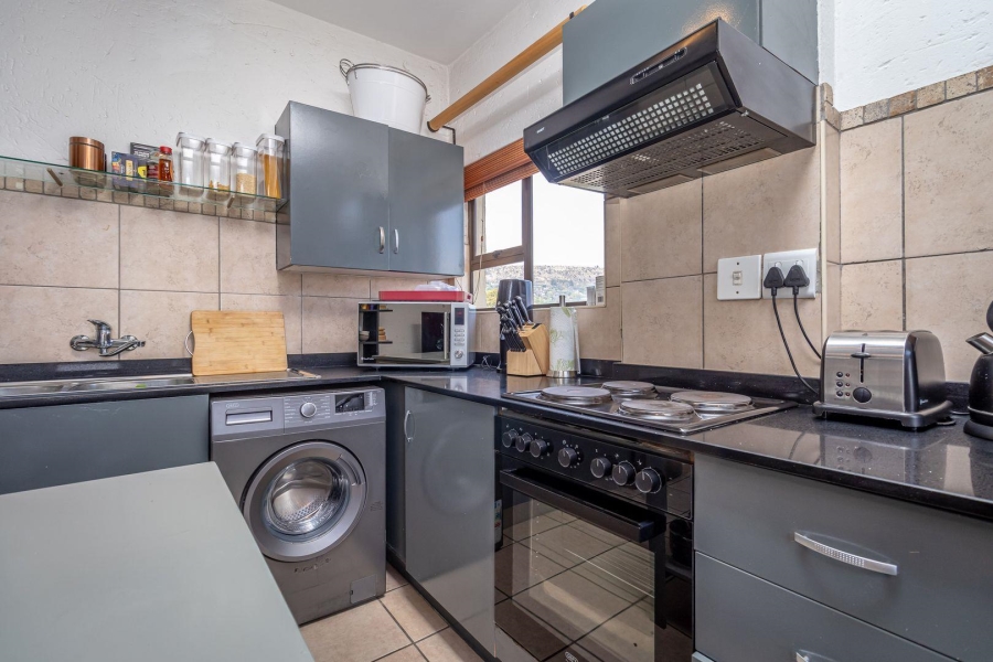 2 Bedroom Property for Sale in Blackheath Gauteng
