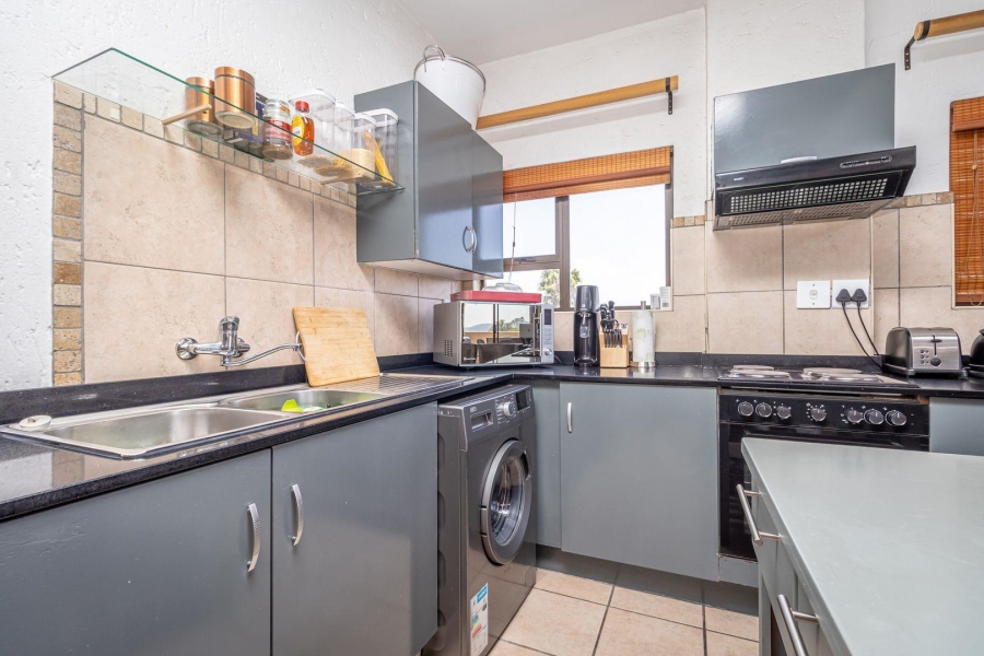 2 Bedroom Property for Sale in Blackheath Gauteng