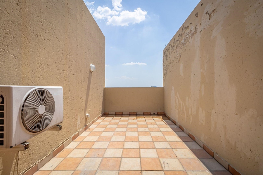 2 Bedroom Property for Sale in Blackheath Gauteng