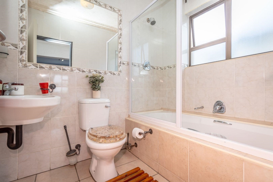 2 Bedroom Property for Sale in Blackheath Gauteng
