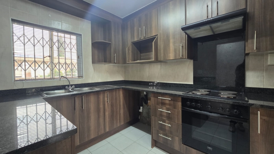 2 Bedroom Property for Sale in Isandovale Gauteng