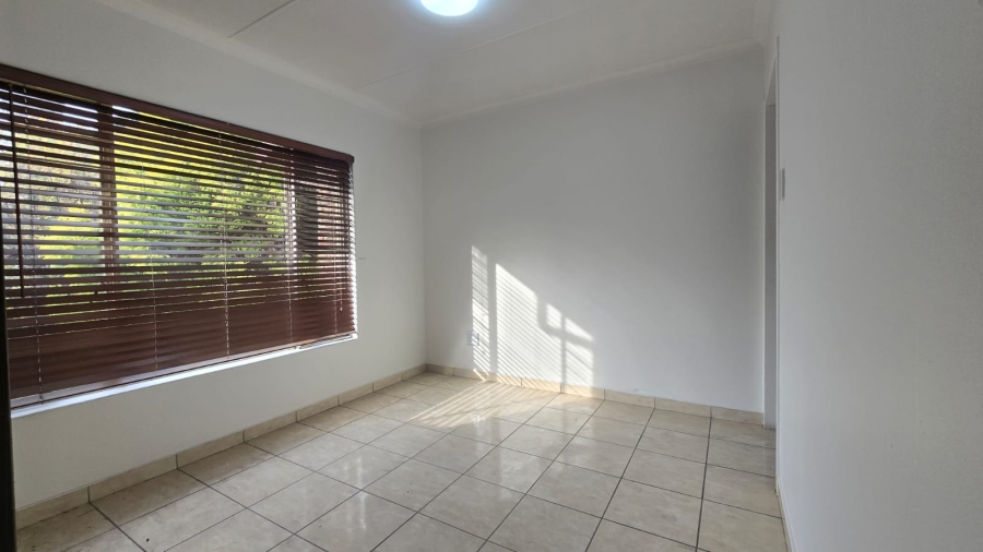 2 Bedroom Property for Sale in Isandovale Gauteng