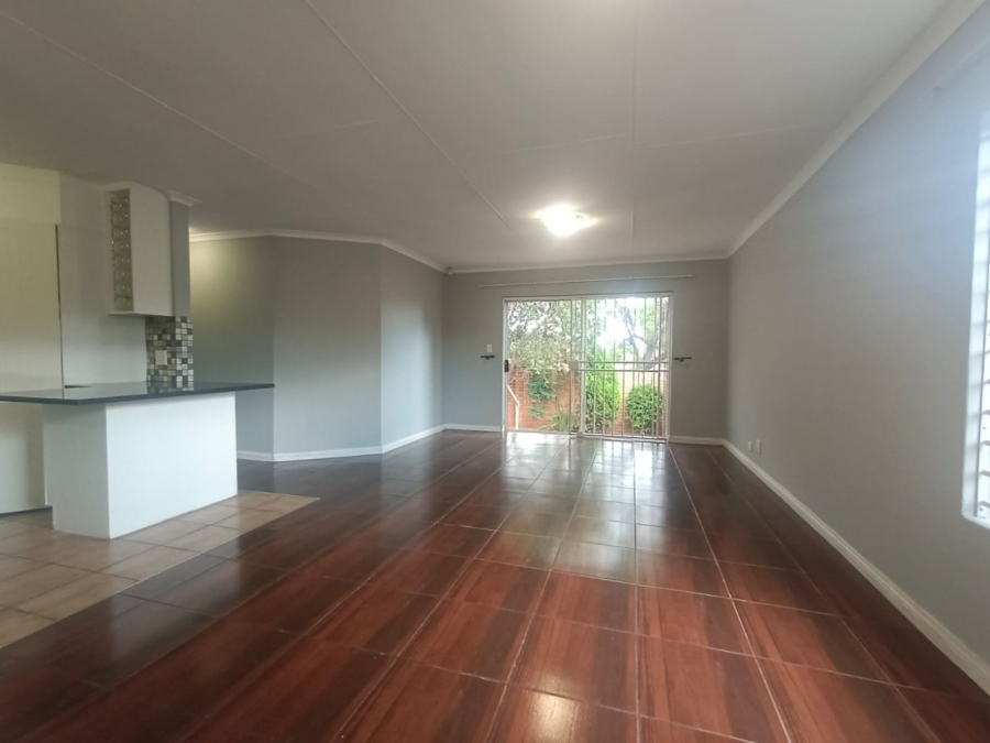 To Let 3 Bedroom Property for Rent in Ruimsig Gauteng