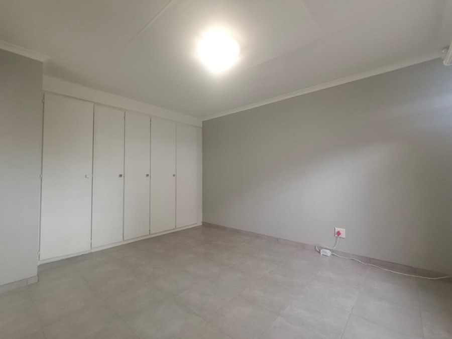 To Let 3 Bedroom Property for Rent in Ruimsig Gauteng