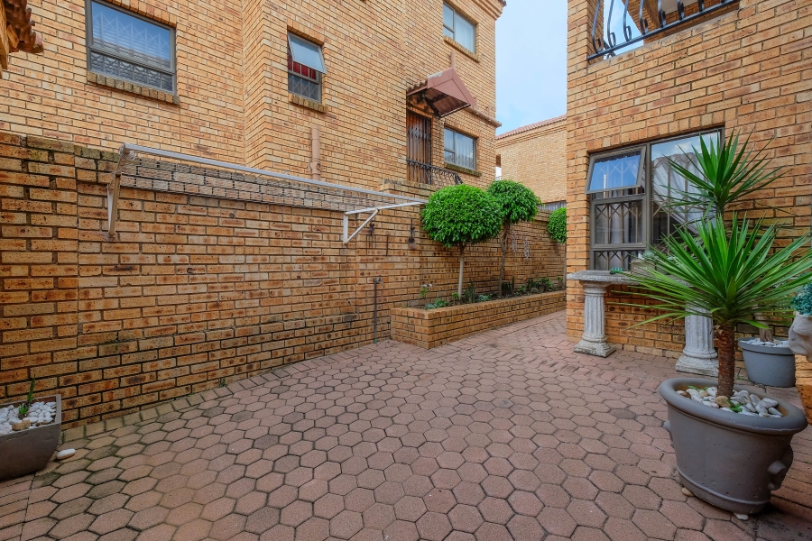 3 Bedroom Property for Sale in Chancliff Ridge Gauteng