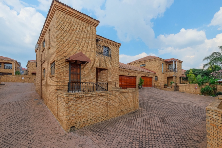 3 Bedroom Property for Sale in Chancliff Ridge Gauteng
