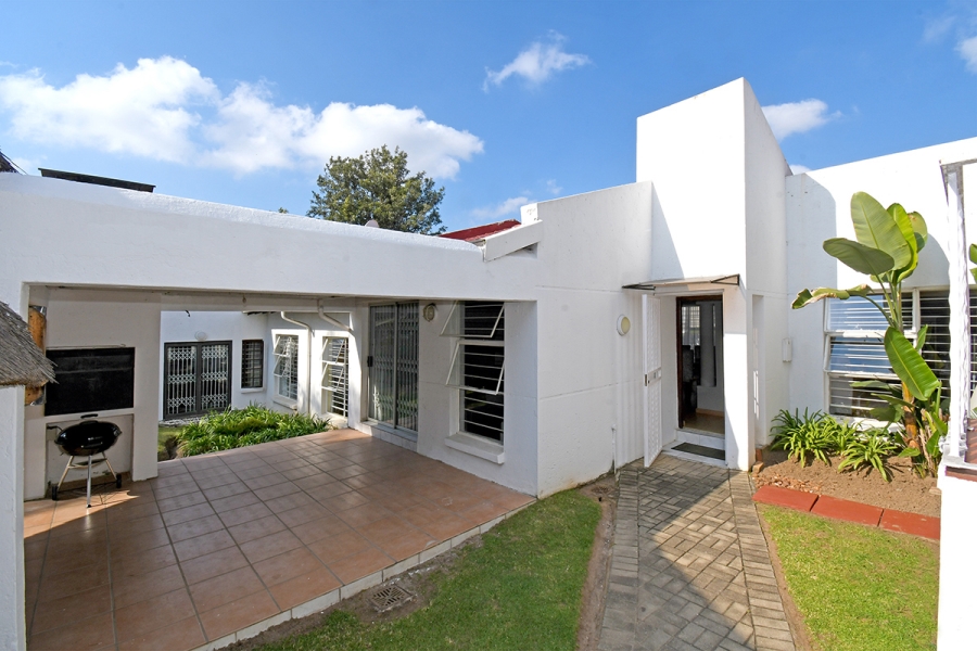 3 Bedroom Property for Sale in Olivedale Gauteng