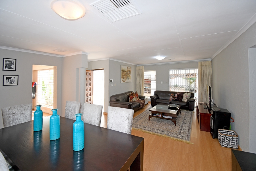 3 Bedroom Property for Sale in Olivedale Gauteng