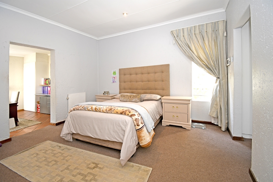 3 Bedroom Property for Sale in Olivedale Gauteng