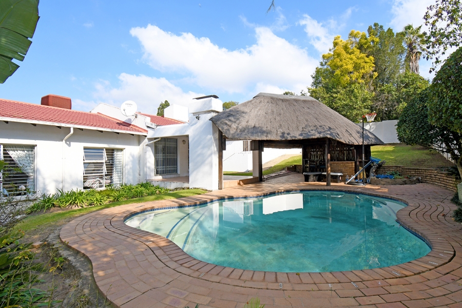 3 Bedroom Property for Sale in Olivedale Gauteng