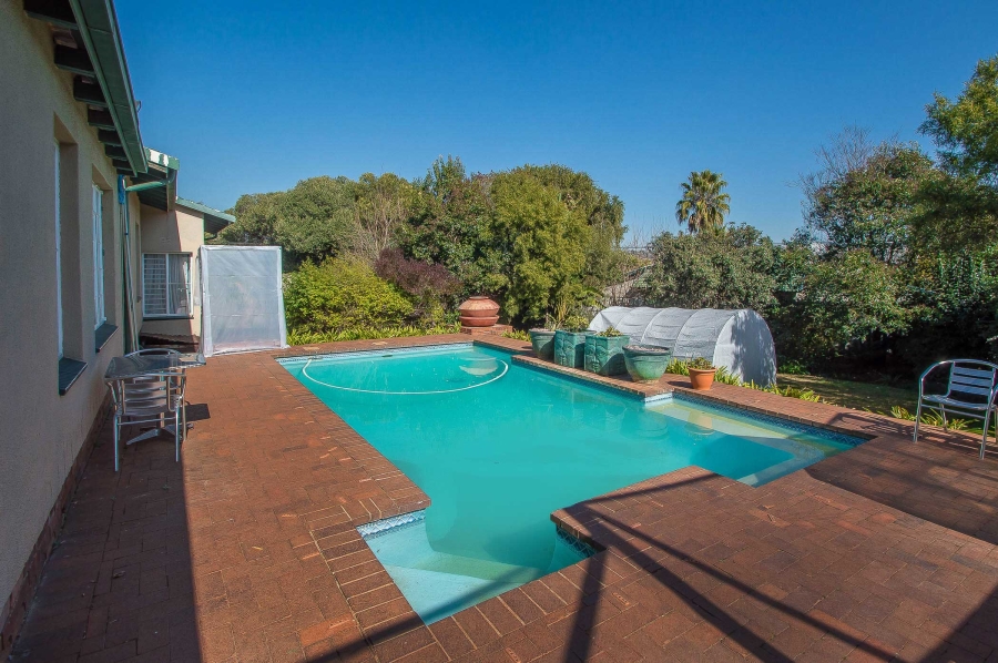 3 Bedroom Property for Sale in Roodekrans Gauteng