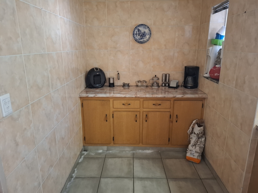 3 Bedroom Property for Sale in Edleen Gauteng