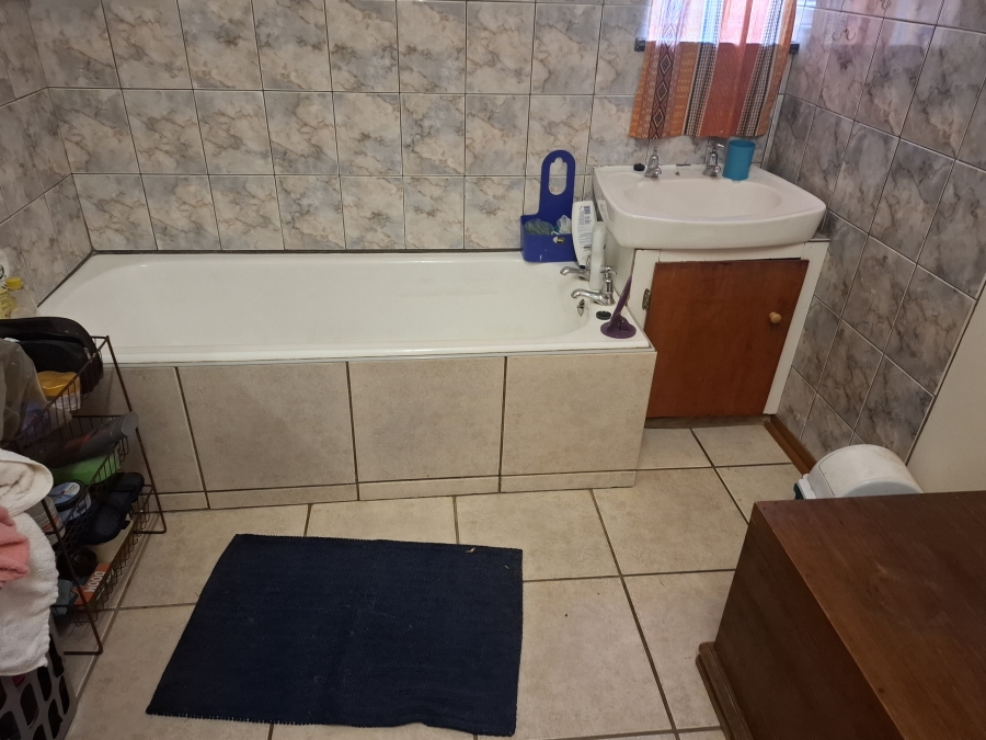 3 Bedroom Property for Sale in Edleen Gauteng
