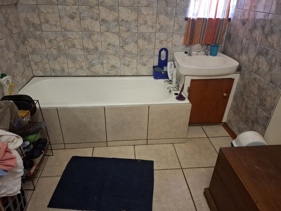 To Let 3 Bedroom Property for Rent in Edleen Gauteng
