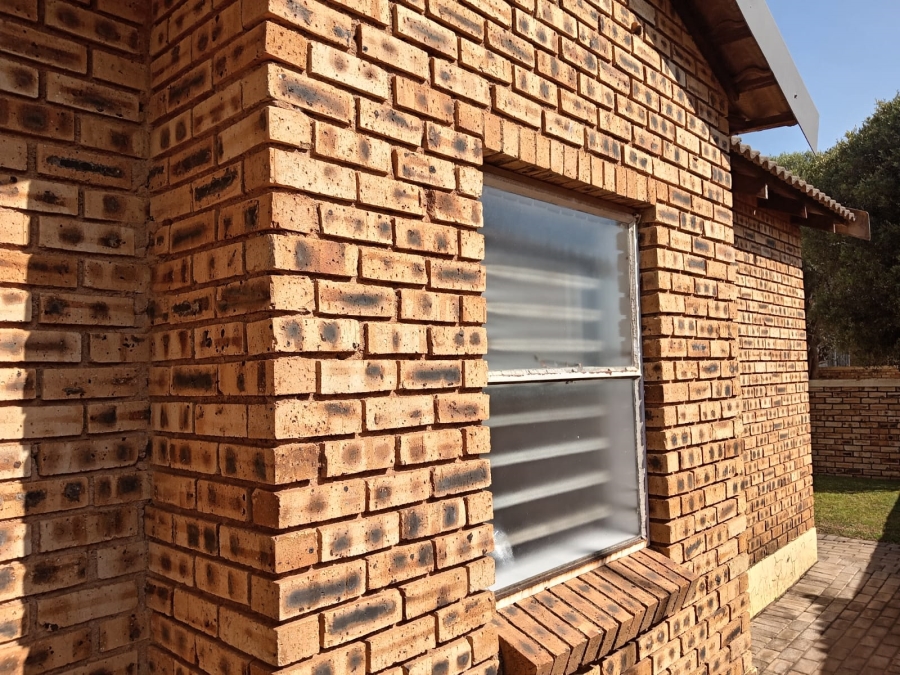 3 Bedroom Property for Sale in Honeydew Ridge Gauteng